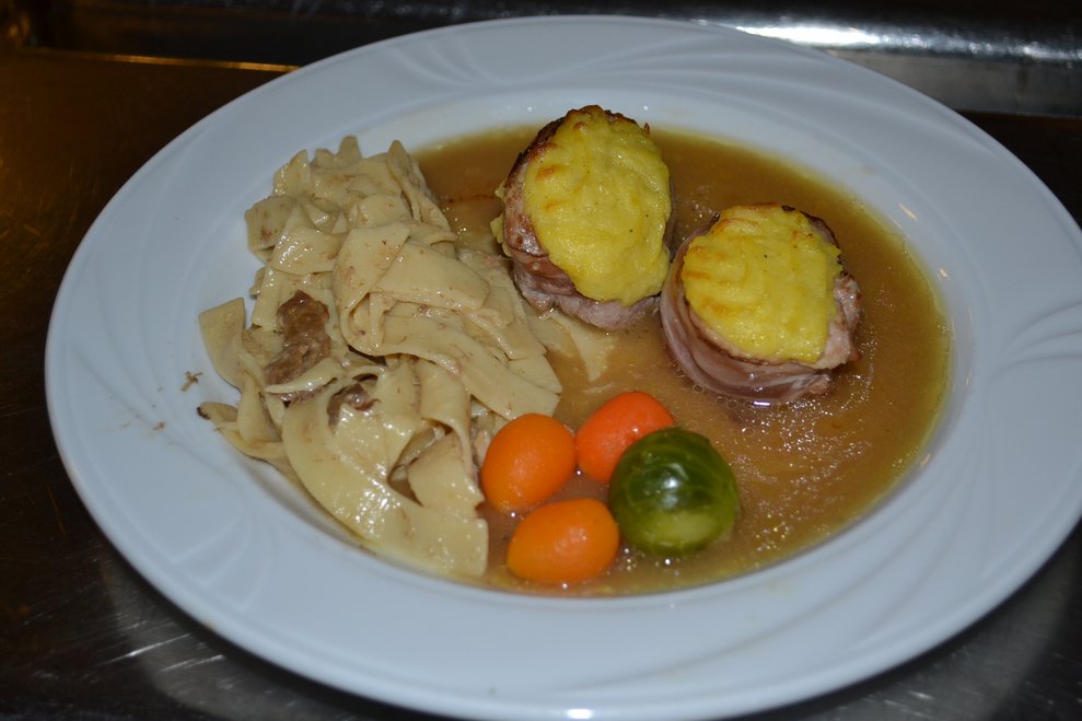 Ein Teller mit einer Speise