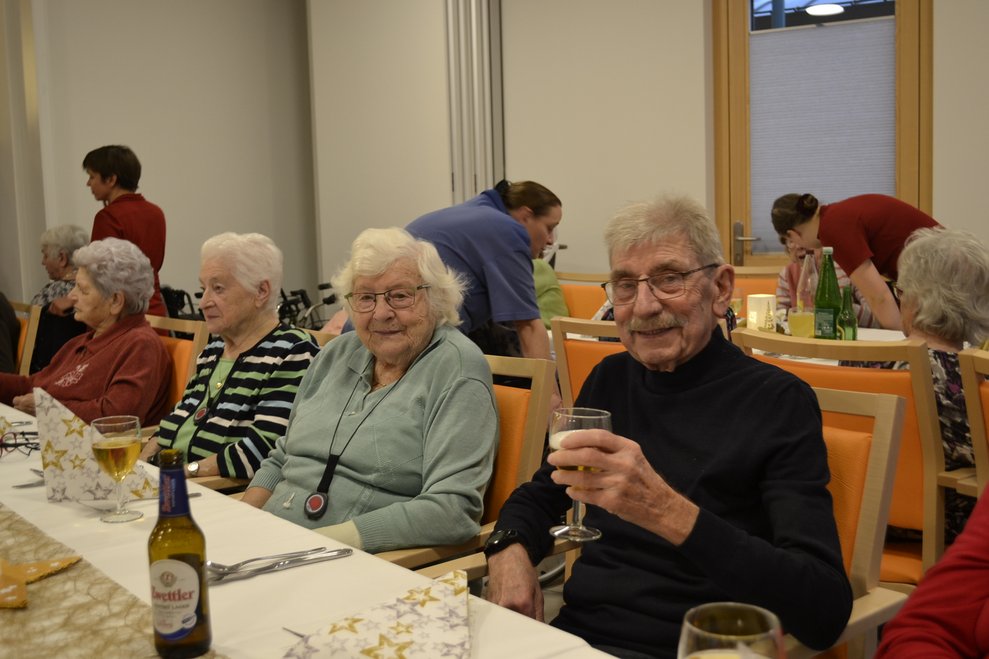 Menschen gut gelaunt